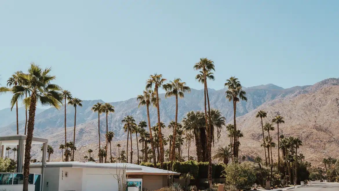 Coachella Valley Recovery Ctr - Hero Image