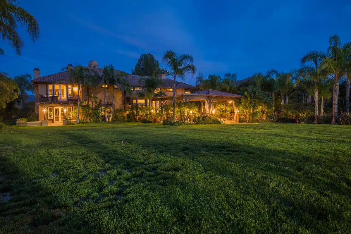 Hillcrest Adolescent Treatment Center - Hero Image