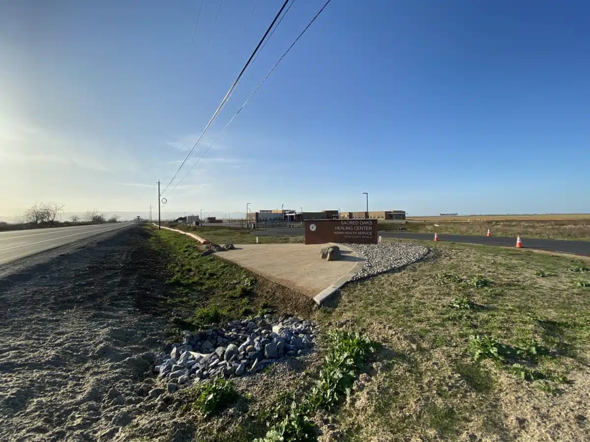 Sacred Oaks Healing Center - Hero Image